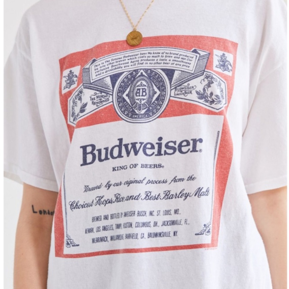 Budweiser Graphic Tee - Picture 2 of 16